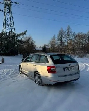 Skoda Octavia cena 56900 przebieg: 198000, rok produkcji 2018 z Myszków małe 79